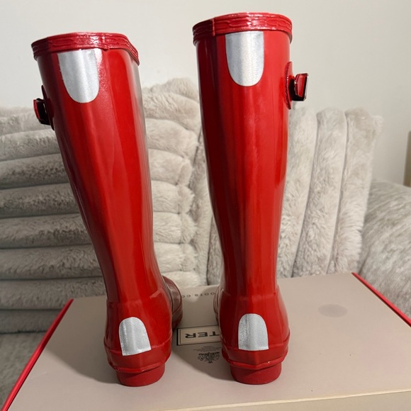 Hunter Glossy Red Rain Boots Preloved in Excellent Condition Girls Size 2 - Picture 4 of 8